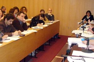 Conferência de imprensa às 16 horas