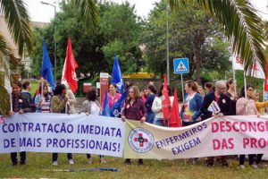 Greve dos enfermeiros garante contratações – mas precárias para funções permanentes