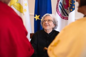 Pela primeira vez em Portugal. Enfermeira distinguida com título Doutor Honoris Causa