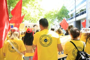 Greve de 10 de novembro suspensa