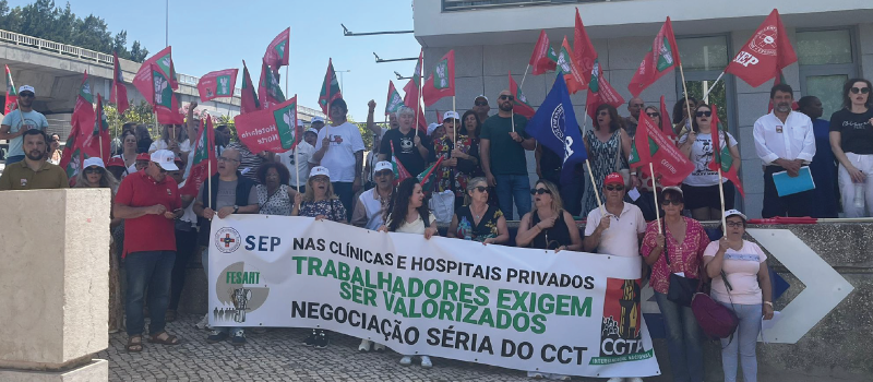 Concentração dos trabalhadores das clínicas e hospitais privados